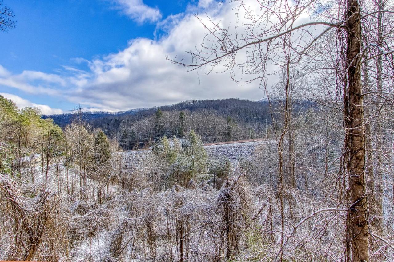 Magical Moments, Hot Tub, Wifi, 1089 Free Tickets Each Paid Day, Dollywood And More Gatlinburg Dış mekan fotoğraf