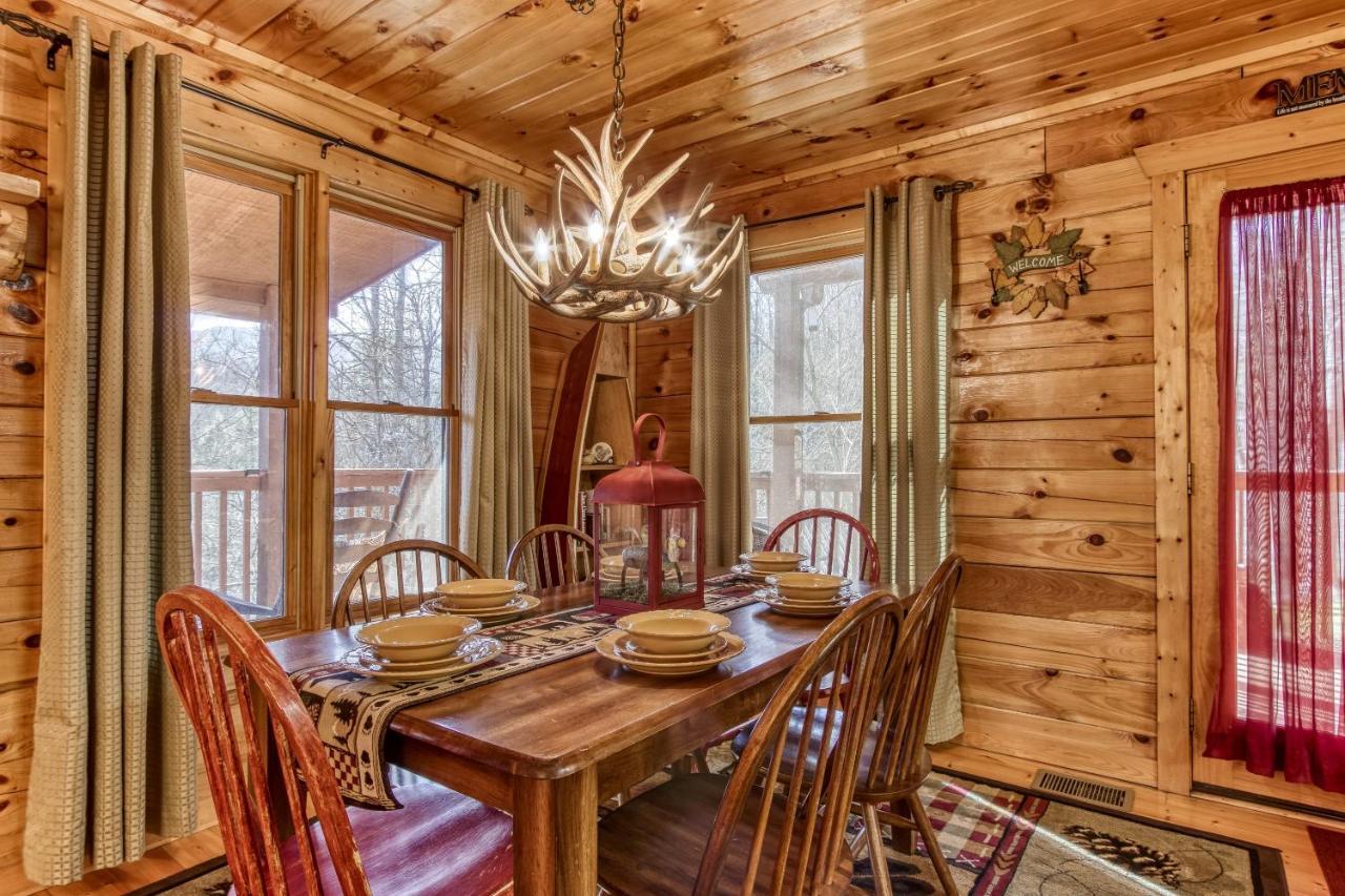 Magical Moments, Hot Tub, Wifi, 1089 Free Tickets Each Paid Day, Dollywood And More Gatlinburg Dış mekan fotoğraf