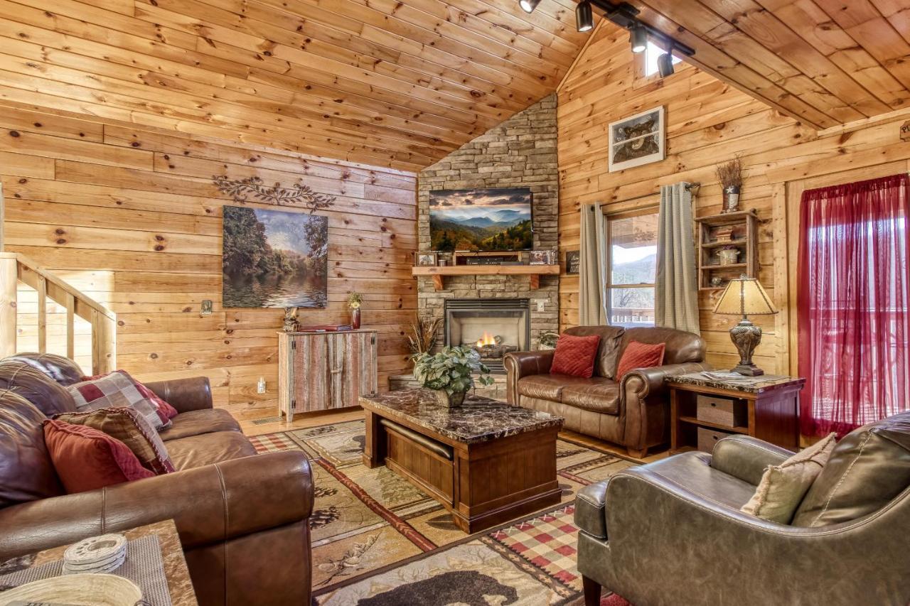 Magical Moments, Hot Tub, Wifi, 1089 Free Tickets Each Paid Day, Dollywood And More Gatlinburg Dış mekan fotoğraf