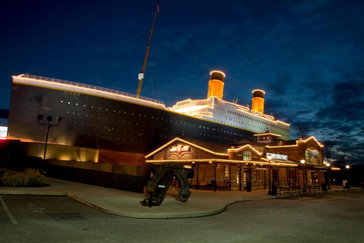 Magical Moments, Hot Tub, Wifi, 1089 Free Tickets Each Paid Day, Dollywood And More Gatlinburg Dış mekan fotoğraf