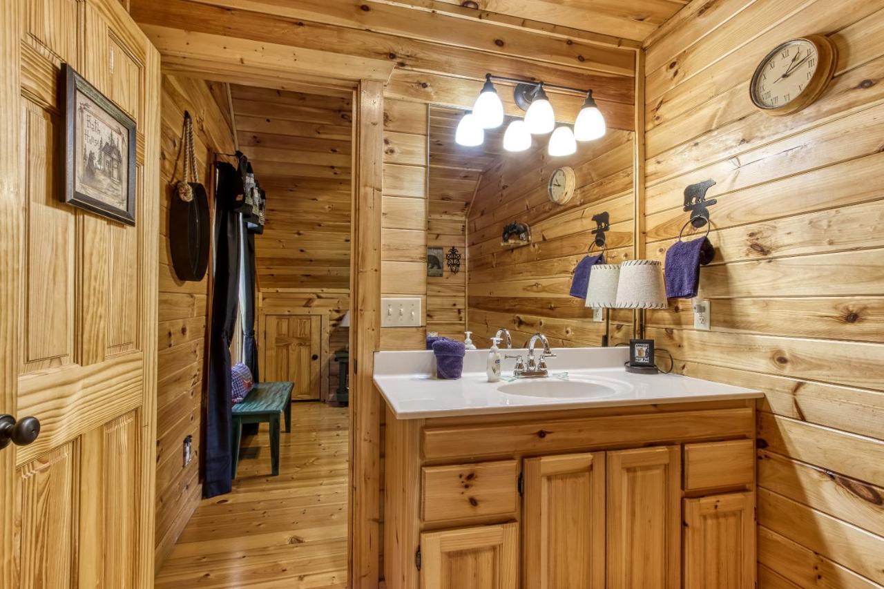 Magical Moments, Hot Tub, Wifi, 1089 Free Tickets Each Paid Day, Dollywood And More Gatlinburg Dış mekan fotoğraf