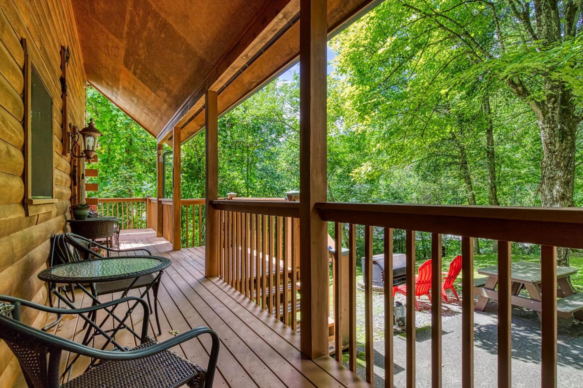 Magical Moments, Hot Tub, Wifi, 1089 Free Tickets Each Paid Day, Dollywood And More Gatlinburg Dış mekan fotoğraf