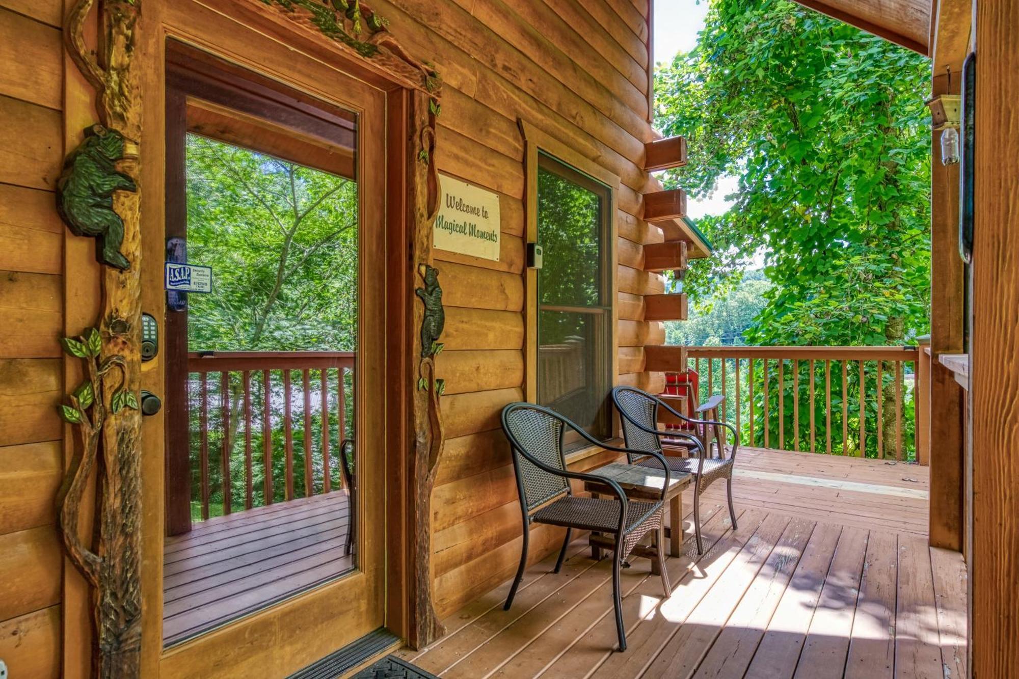 Magical Moments, Hot Tub, Wifi, 1089 Free Tickets Each Paid Day, Dollywood And More Gatlinburg Dış mekan fotoğraf