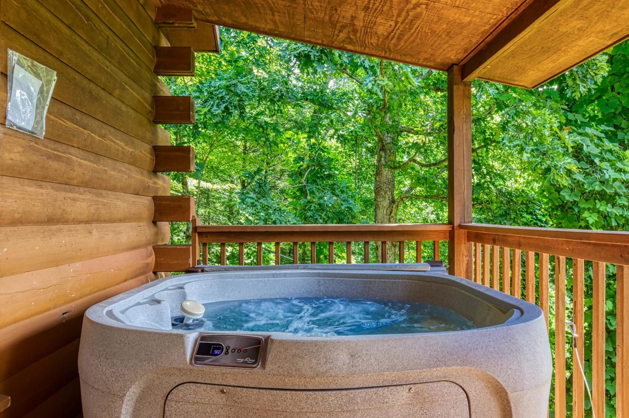 Magical Moments, Hot Tub, Wifi, 1089 Free Tickets Each Paid Day, Dollywood And More Gatlinburg Dış mekan fotoğraf