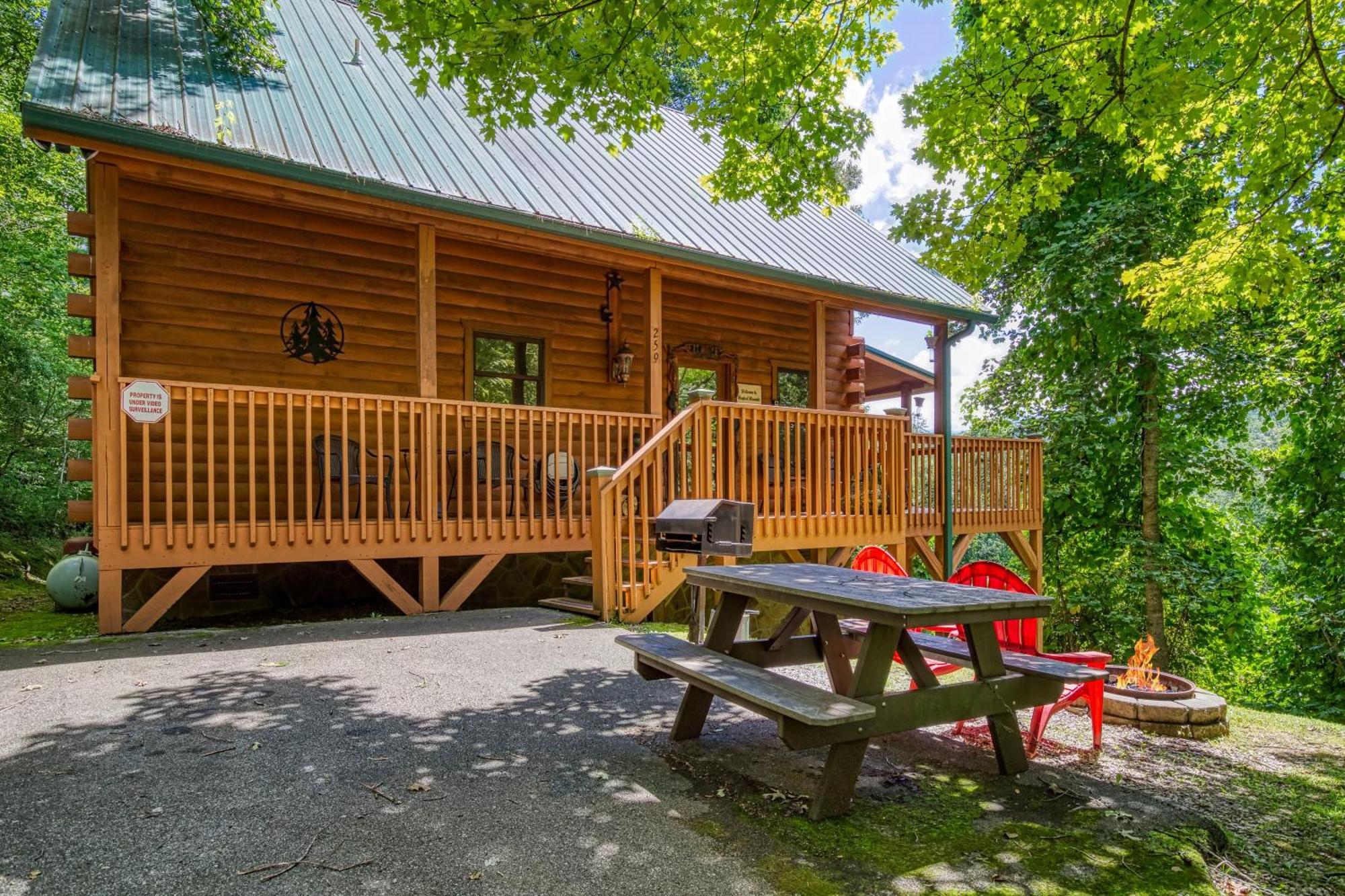 Magical Moments, Hot Tub, Wifi, 1089 Free Tickets Each Paid Day, Dollywood And More Gatlinburg Dış mekan fotoğraf
