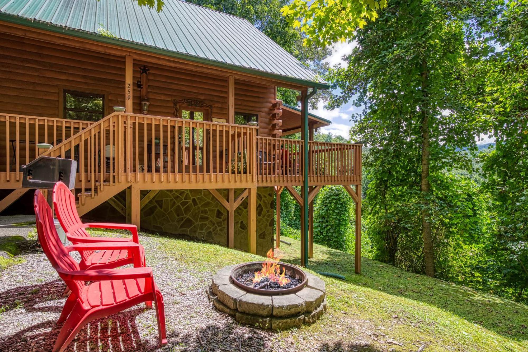 Magical Moments, Hot Tub, Wifi, 1089 Free Tickets Each Paid Day, Dollywood And More Gatlinburg Dış mekan fotoğraf